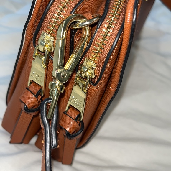 Steve Madden purse - Picture 5 of 10